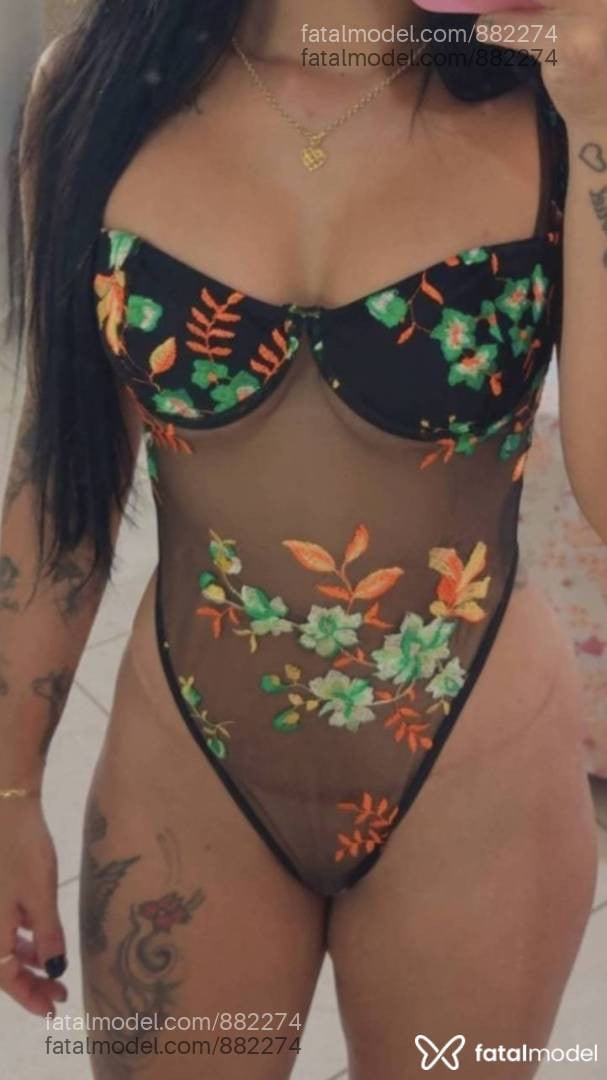 Acompanhante mulher morena (o) de olhos castanhos - Fernanda