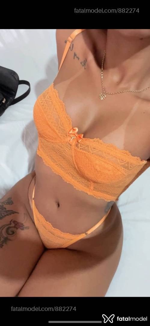 Acompanhante mulher morena (o) de olhos castanhos - Fernanda Acompanhante mulher morena (o) de olhos castanhos - Fernanda