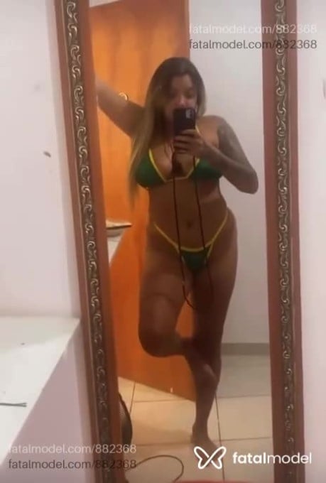 Acompanhante mulher loira (o) de olhos castanhos em Mogi Guaçu - Camila Ferrari