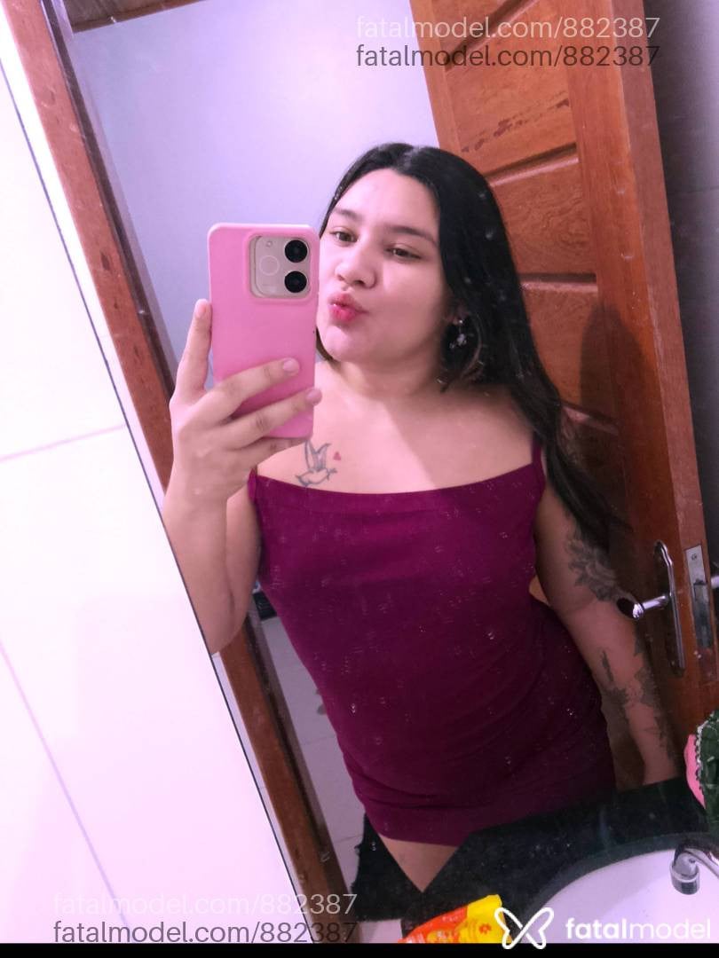Acompanhante mulher com cabelo castanho de olhos mel em Itaituba - Esther