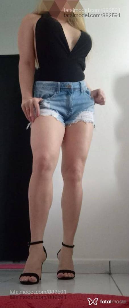 Acompanhante mulher loira (o) de olhos mel em Abaetetuba - Julia Alencar