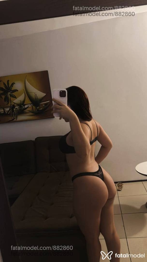 Acompanhante mulher morena (o) de olhos azuis - Gabriela Acompanhante mulher morena (o) de olhos azuis - Gabriela