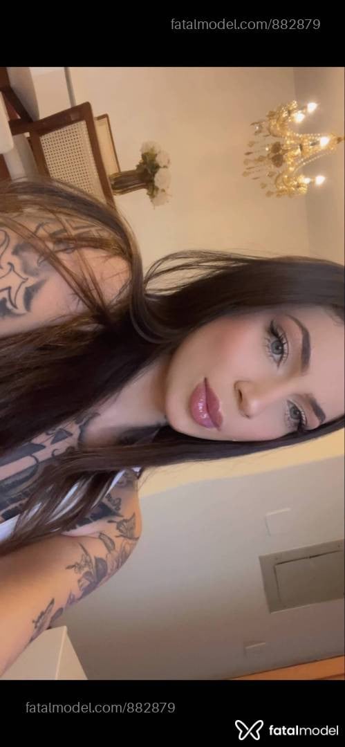 Acompanhante mulher com cabelo castanho de olhos azuis em Francisco Beltrão Acompanhante mulher com cabelo castanho de olhos azuis em Francisco Beltrão - Jhennyfer