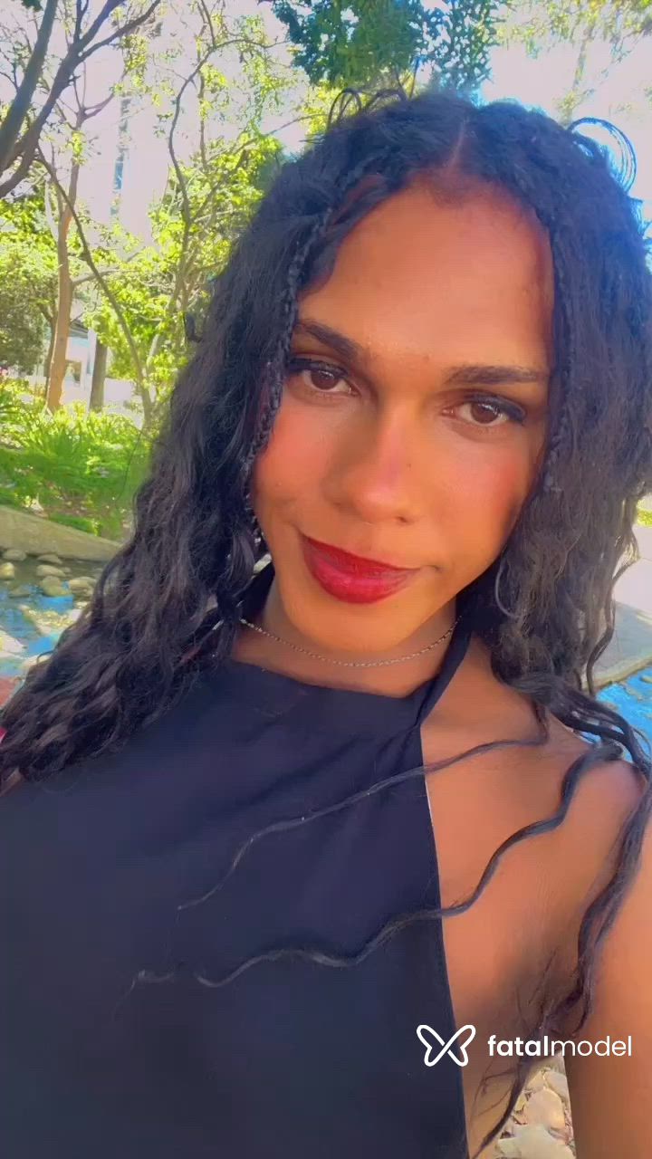 Acompanhante mulher trans morena (o) de olhos mel - Bia Costa Acompanhante mulher trans morena (o) de olhos mel - Bia Costa