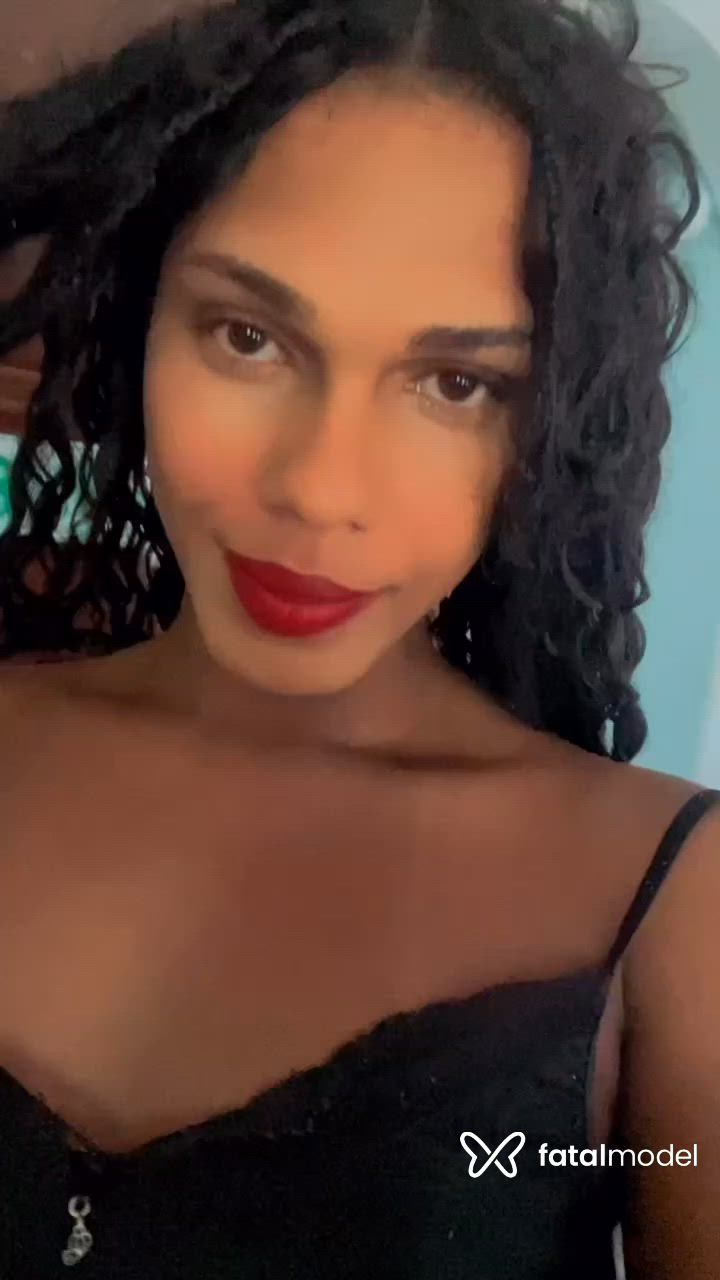 Acompanhante mulher trans morena (o) de olhos mel - Bia Costa Acompanhante mulher trans morena (o) de olhos mel - Bia Costa