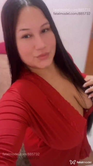 Acompanhante mulher morena (o) de olhos pretos - Diana Acompanhante mulher morena (o) de olhos pretos - Diana