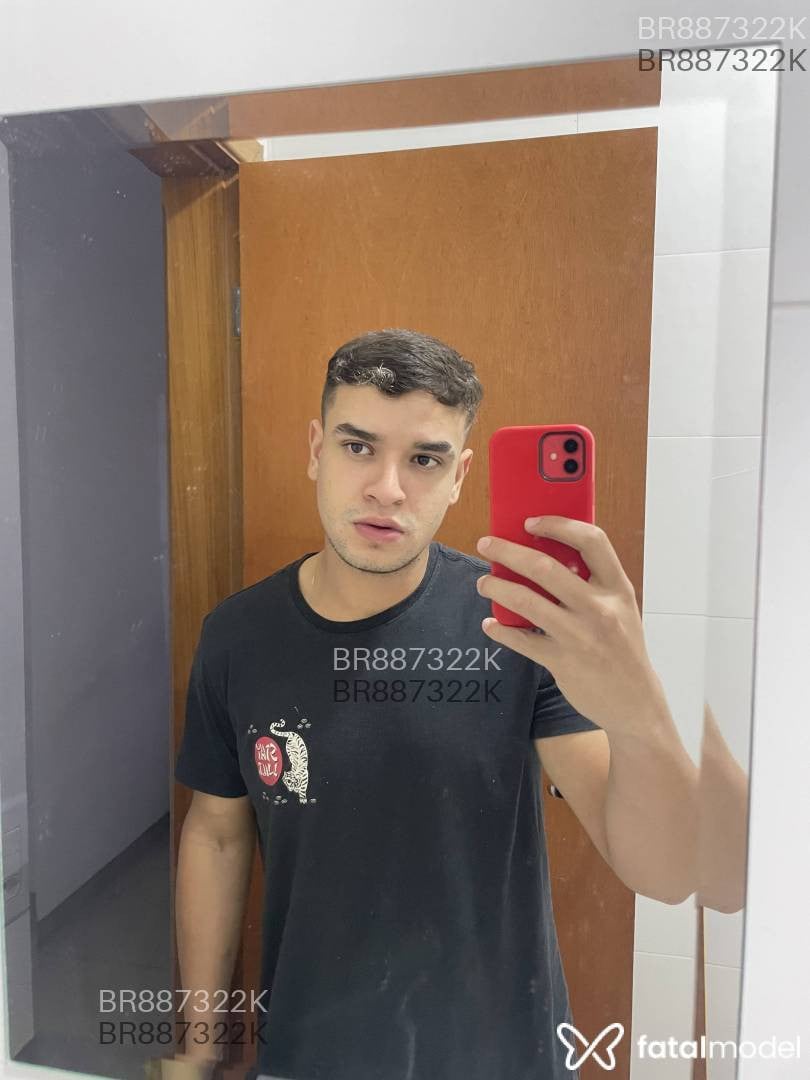 Acompanhante homem com cabelo castanho de olhos castanhos em Ribeirão Preto - Kalebe