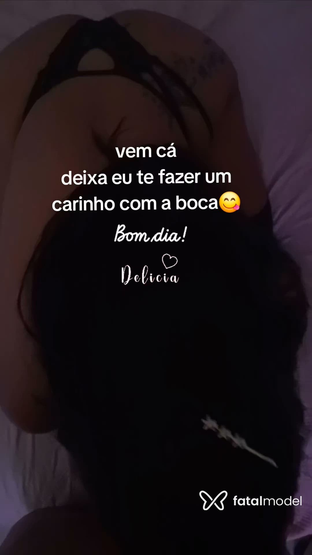 Acompanhante mulher morena (o) de olhos pretos - TAINÁ