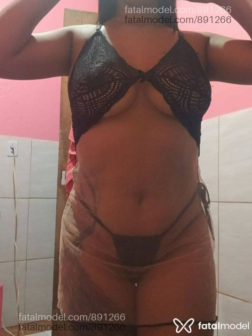 Acompanhante mulher morena (o) de olhos castanhos em Aripuanã - Elen