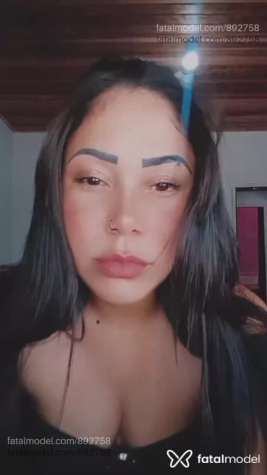 Acompanhante mulher morena (o) de olhos castanhos em Goiânia - Anna Lívia