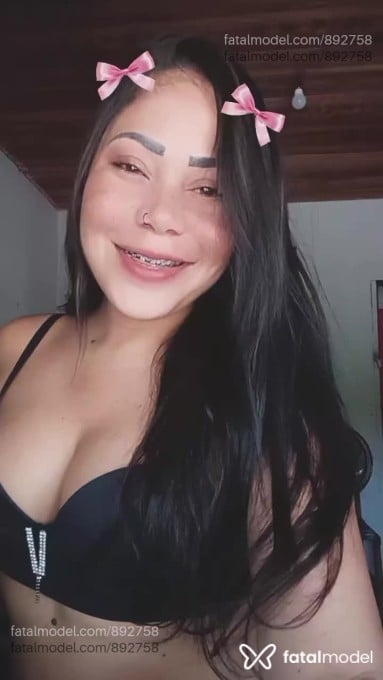 Acompanhante mulher morena (o) de olhos castanhos em Goiânia - Anna Lívia