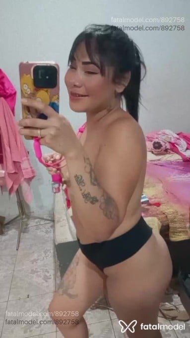Acompanhante mulher morena (o) de olhos castanhos em Goiânia - Anna Lívia