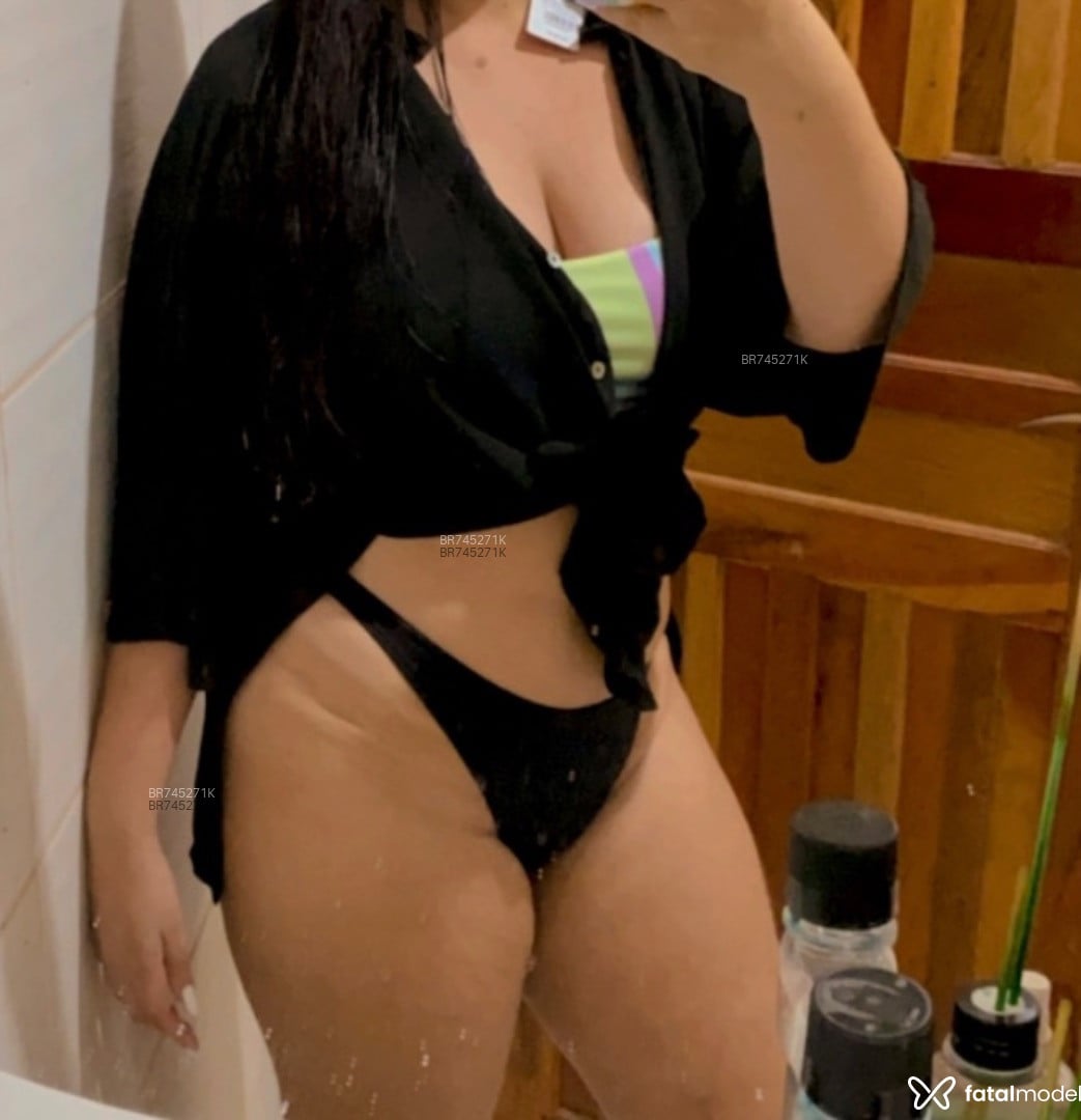 Acompanhante mulher com cabelo castanho de olhos castanhos em Primavera do Leste - Bianca Cavalona