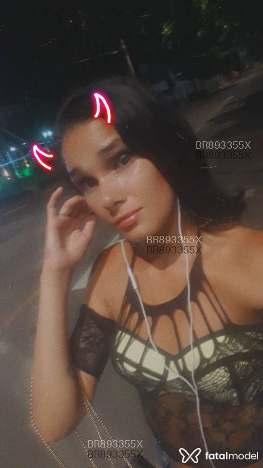 Acompanhante travesti com cabelo castanho de olhos castanhos em Piracicaba - bruna