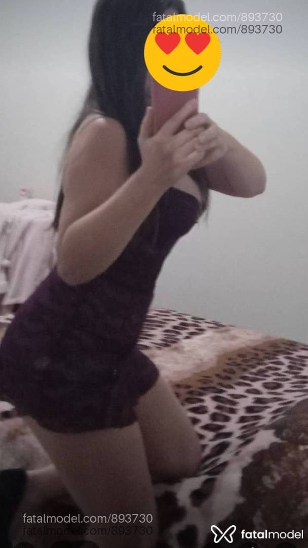 Acompanhante mulher loira (o) de olhos azuis - Larissa