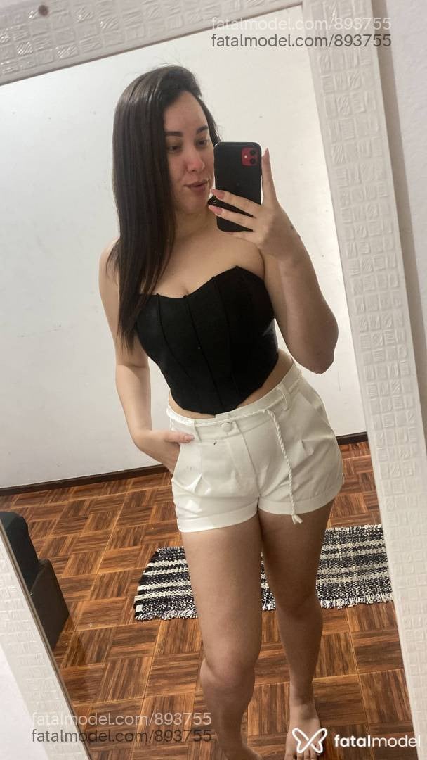 Acompanhante mulher com cabelo castanho de olhos castanhos em Foz do Iguaçu - Mayara Nathalia