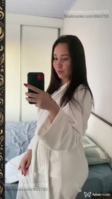 Acompanhante mulher com cabelo castanho de olhos castanhos em Foz do Iguaçu - Mayara Nathalia