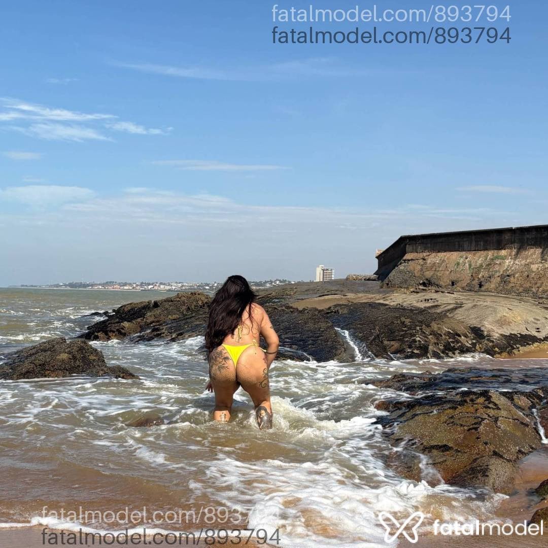 Acompanhante mulher loira (o) de olhos castanhos em Cachoeiro de Itapemirim - Leticia