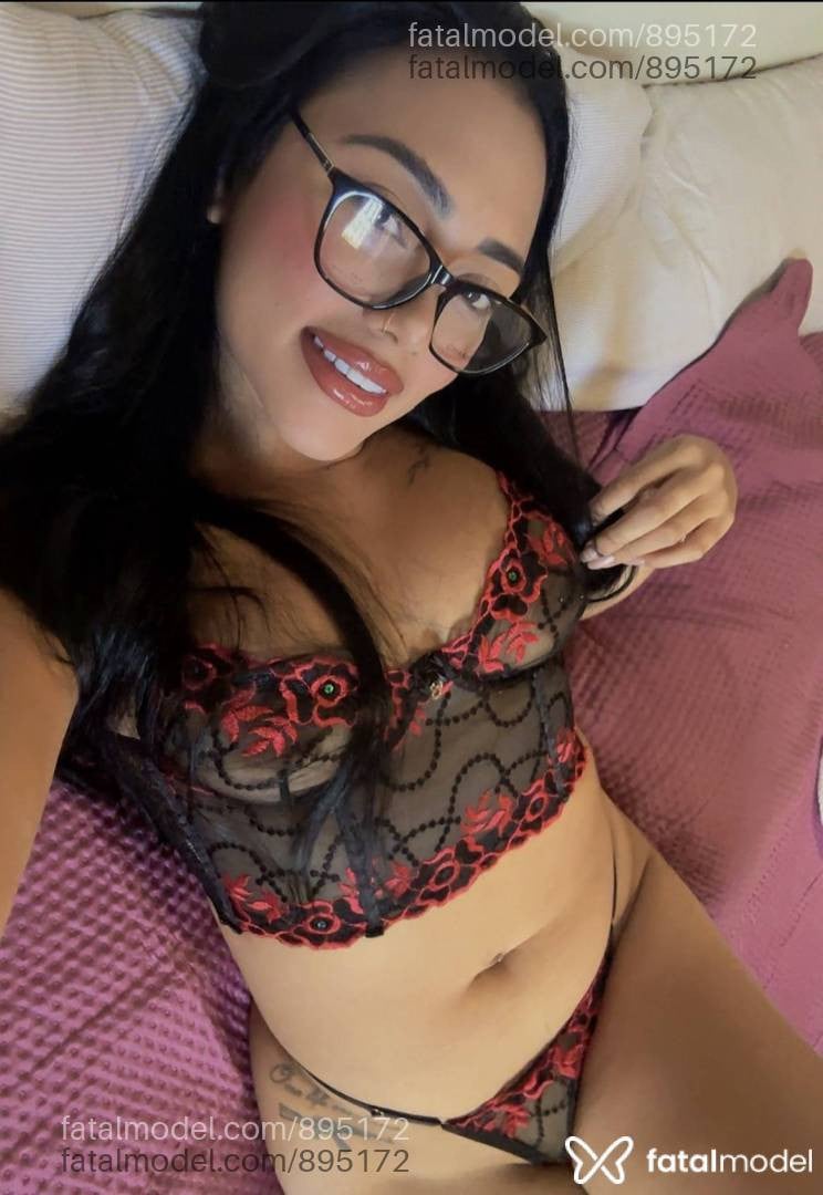 Acompanhante mulher morena (o) de olhos castanhos - Laryssa Halles