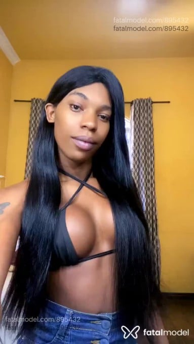 Acompanhante travesti morena (o) de olhos castanhos em Volta Redonda - Bárbara Bittencour