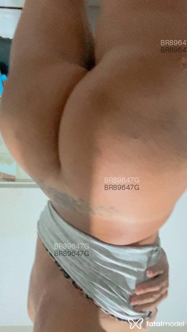 Acompanhante travesti loira (o) de olhos castanhos em Caruaru Acompanhante travesti loira (o) de olhos castanhos em Caruaru - Camille