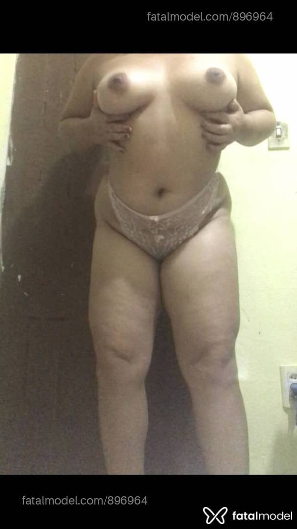 Acompanhante mulher morena (o) de olhos mel em São Luís - May Vitali