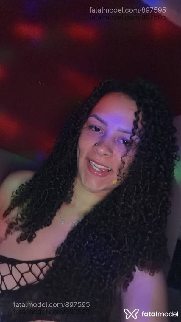 Acompanhante mulher morena (o) de olhos castanhos - Gabrielly