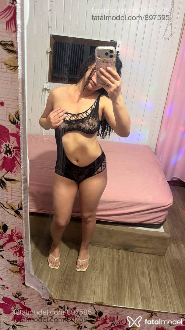 Acompanhante mulher morena (o) de olhos castanhos - Gabrielly