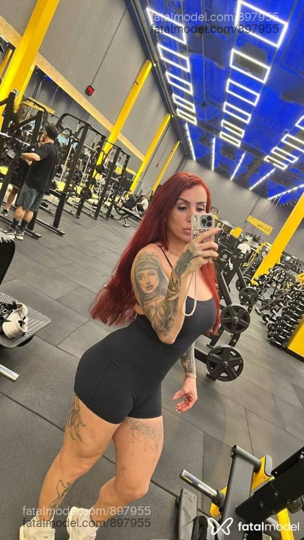 Acompanhante mulher trans morena (o) de olhos castanhos em Guaratinguetá - Rafinha Paula