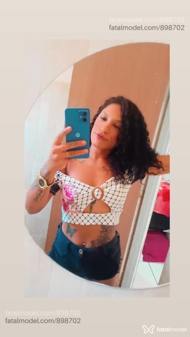 Acompanhante mulher morena (o) de olhos castanhos - Morenah Acompanhante mulher morena (o) de olhos castanhos - Morenah