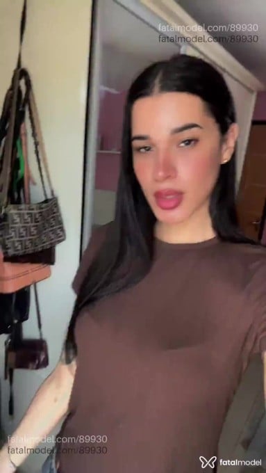 Acompanhante mulher trans morena (o) de olhos castanhos em Rio de Janeiro - Isabela Santos