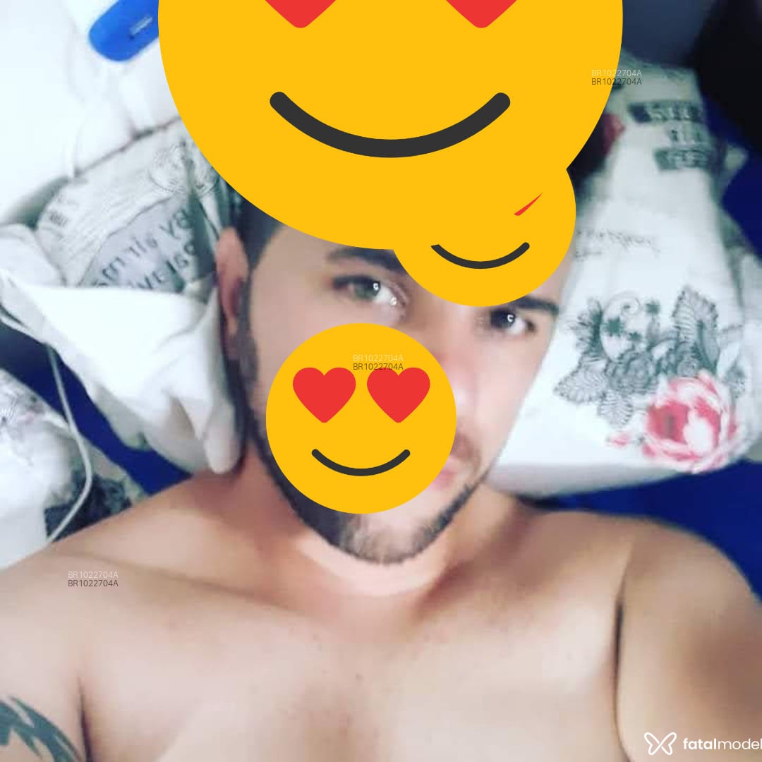 Acompanhante homem com cabelo castanho de olhos castanhos em Chapecó Acompanhante homem com cabelo castanho de olhos castanhos em Chapecó - Marcelo