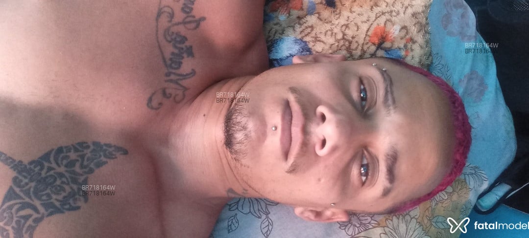 Acompanhante homem morena (o) de olhos castanhos em Recife - Maycon
