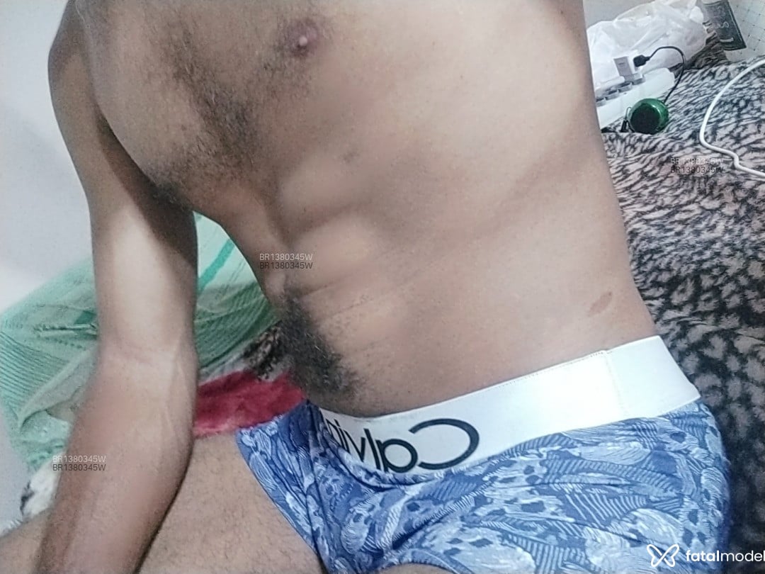 Acompanhante homem com cabelo castanho de olhos castanhos em Rio Branco - CLG SAFADO