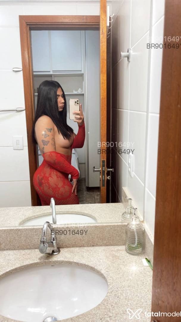 Acompanhante travesti morena (o) de olhos castanhos em Sobral Acompanhante travesti morena (o) de olhos castanhos em Sobral - Davila mel