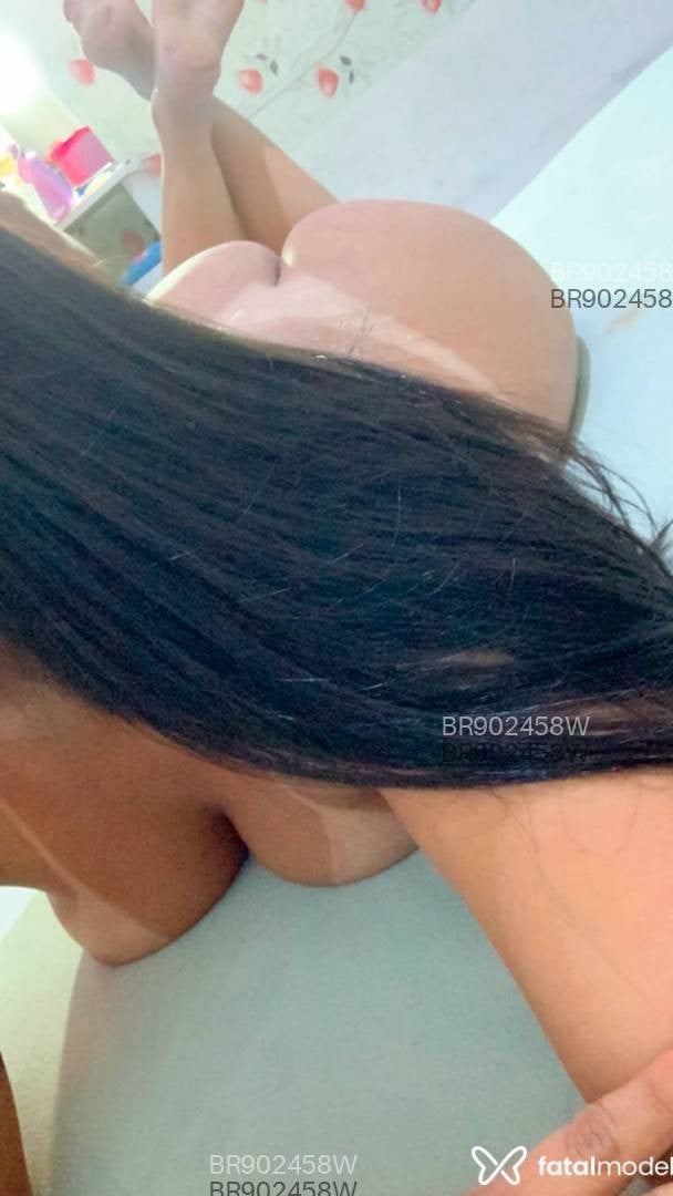 Acompanhante mulher com cabelo castanho de olhos castanhos em Teresópolis Acompanhante mulher com cabelo castanho de olhos castanhos em Teresópolis - CAVALIERI