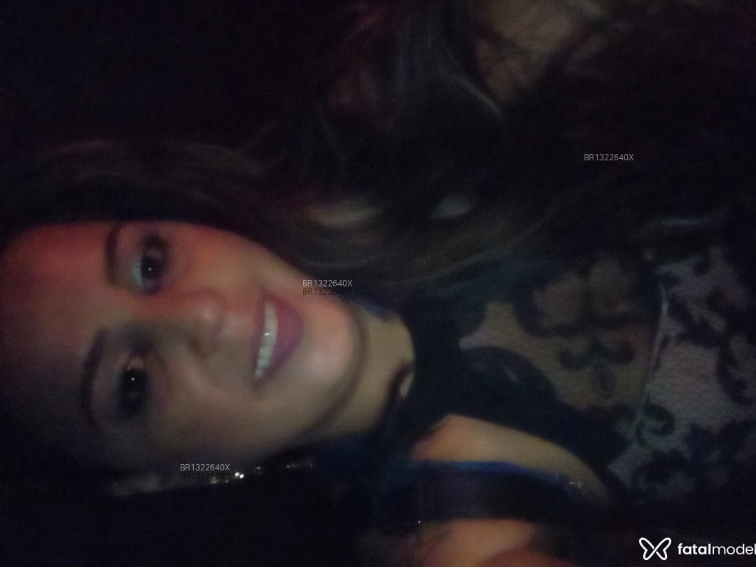 Acompanhante mulher com cabelo castanho de olhos castanhos em Santa Maria - Andriele