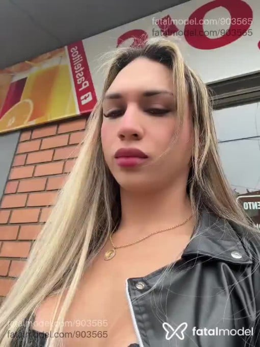 Acompanhante mulher trans loira (o) de olhos verdes em Caçador - Samantha isler