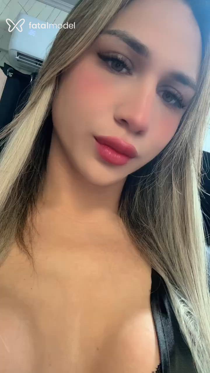 Acompanhante mulher trans loira (o) de olhos verdes - Samantha isler