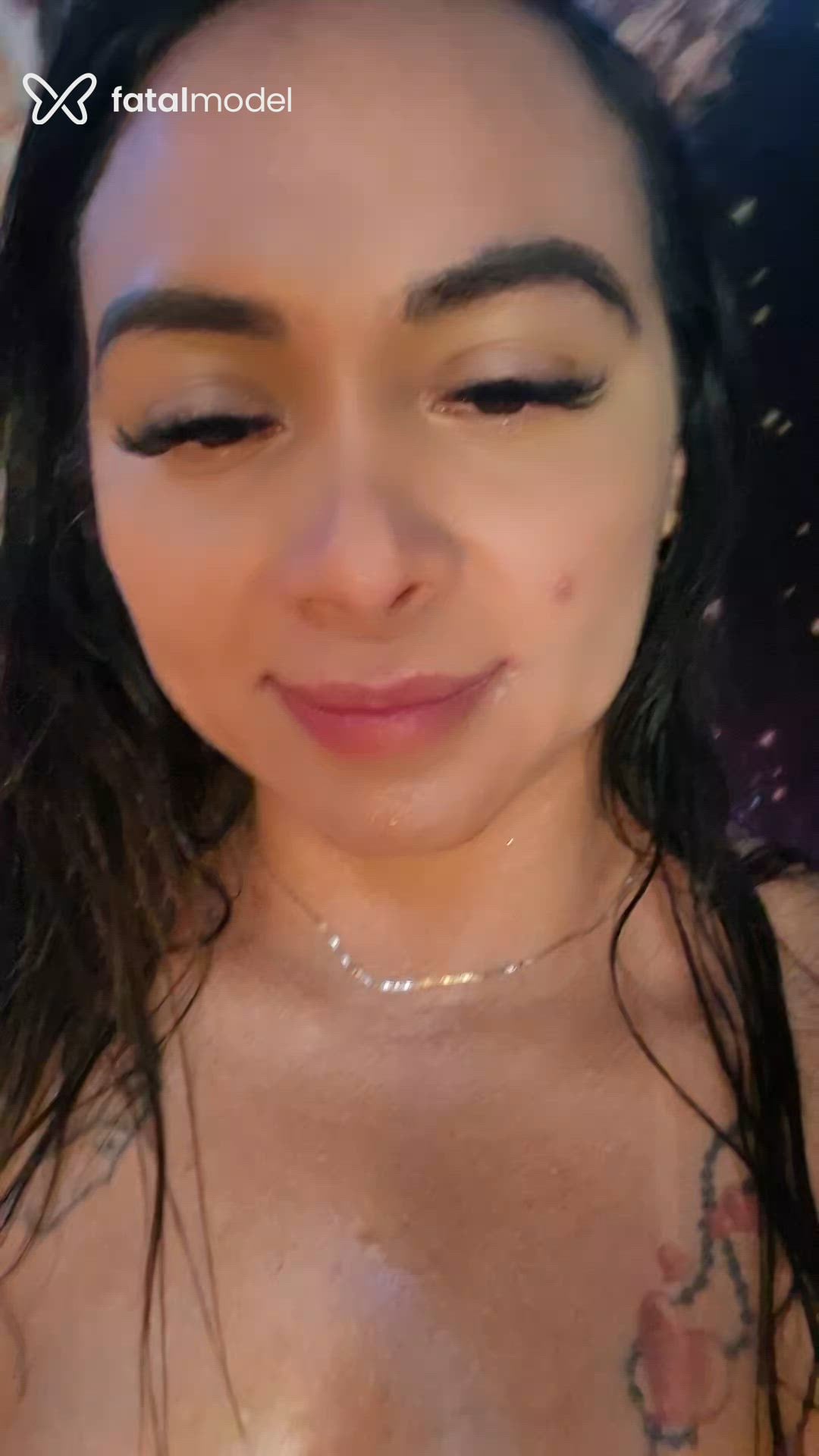 Acompanhante mulher morena (o) de olhos castanhos - Angella Massagemm