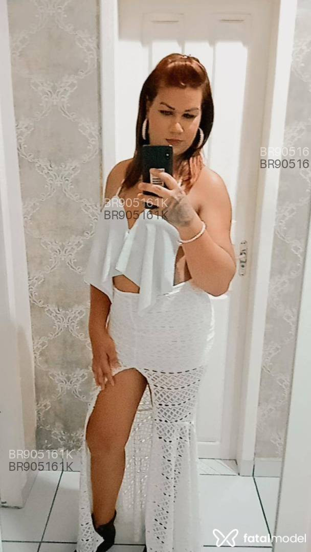 Acompanhante travesti ruiva (o) de olhos castanhos - ROUSYSafada