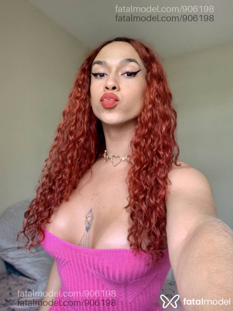 Acompanhante mulher trans ruiva (o) de olhos castanhos em Armação dos Búzios - Venenoh