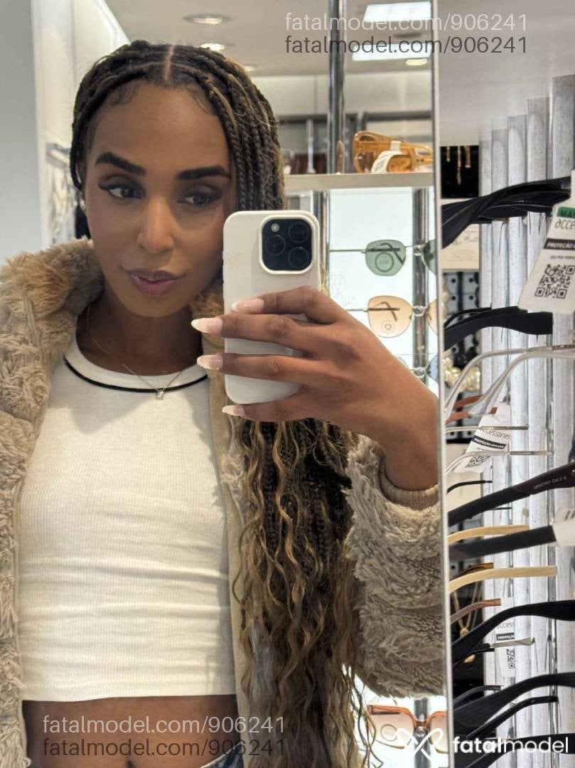 Acompanhante mulher trans morena (o) de olhos castanhos em Porto Alegre - Angell