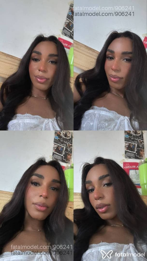Acompanhante mulher trans morena (o) de olhos castanhos - Angell