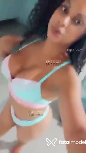 Acompanhante travesti morena (o) de olhos castanhos em Rio do Sul Acompanhante travesti morena (o) de olhos castanhos em Rio do Sul - Antonella