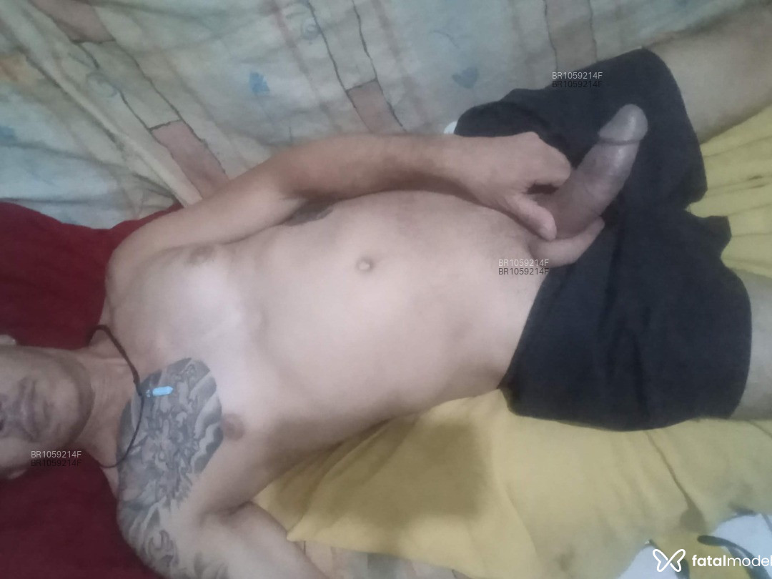 Acompanhante homem com cabelo castanho de olhos castanhos em Bauru Acompanhante homem com cabelo castanho de olhos castanhos em Bauru - Dimmy