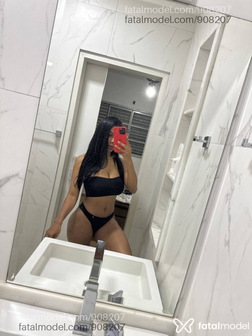 Acompanhante mulher morena (o) de olhos pretos em Curitiba - Gabi Medeiros