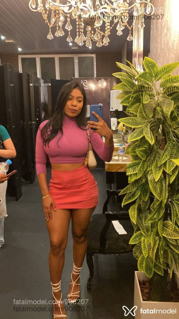 Acompanhante mulher morena (o) de olhos pretos em Curitiba - Gabi Medeiros