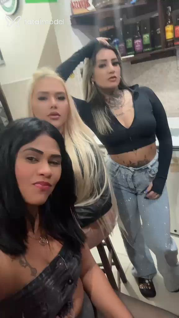 Acompanhante mulher morena (o) de olhos pretos em Itajaí Acompanhante mulher morena (o) de olhos pretos em Itajaí - Amanda Maia