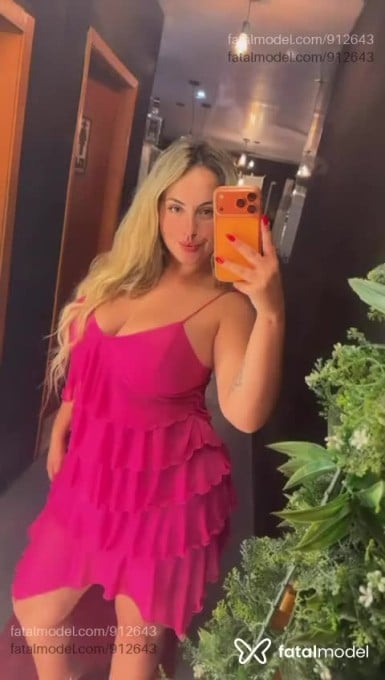 Acompanhante mulher loira (o) de olhos castanhos em Balneário Camboriú - Maithe Castro
